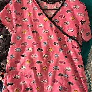 Kitty scrub top